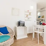 Fior Di Sulcis Aparthotel Calasetta