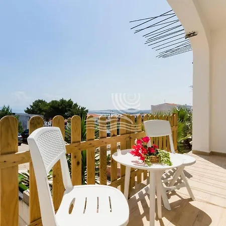 Fior Di Sulcis Aparthotel 4*