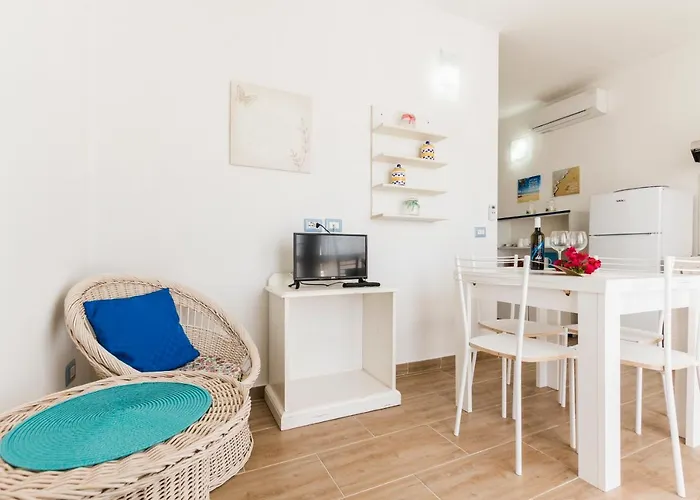 Fior Di Sulcis Apart Otel Calasetta